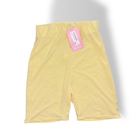 High-Waisted Yellow Slinky Cycle Shorts 🍋 - Picture 2 of 12